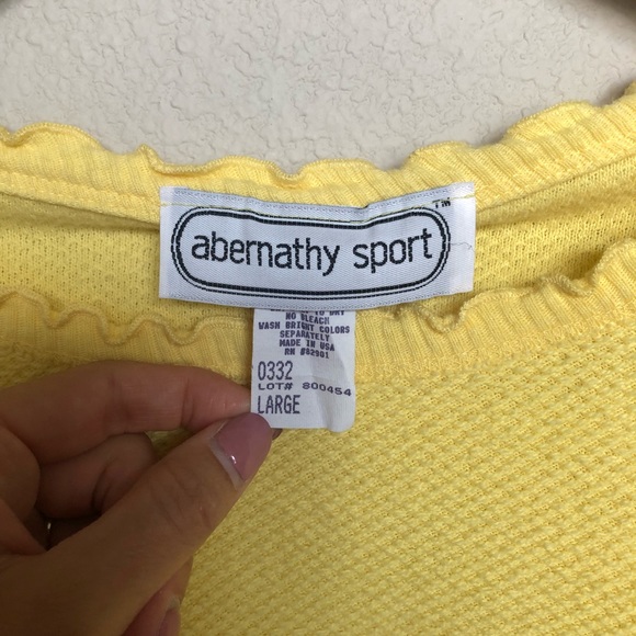 Vintage Cropped Sweater - Picture 3 of 5